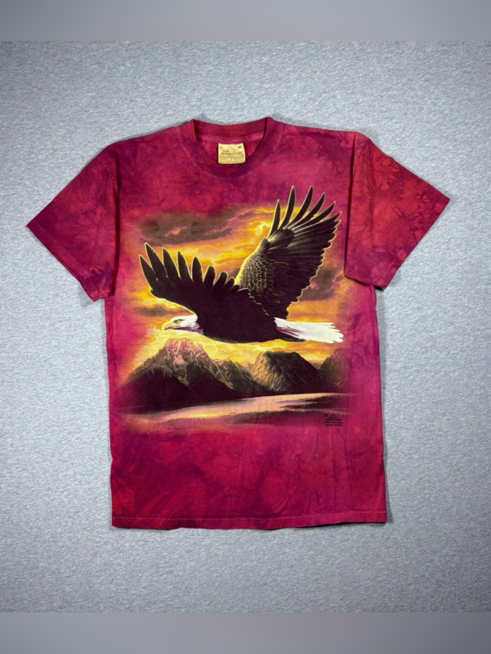 Vintage The Mountain T-shirt Bald Eagle Red Tie Dye Mens Size M Y2K Nature USA